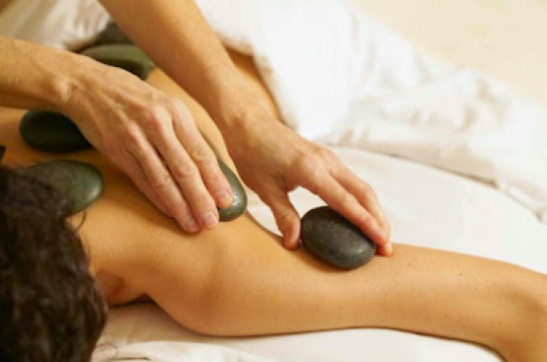 Hand & Stone Massage